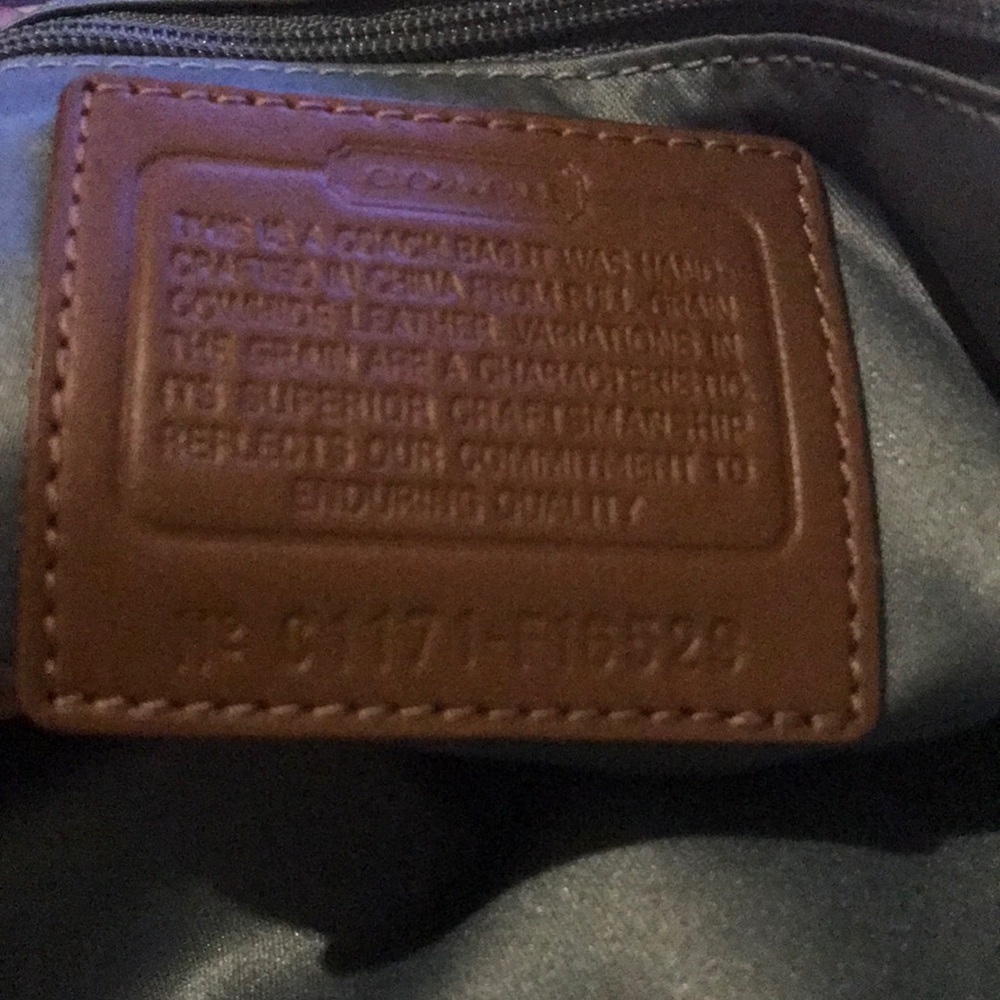 Coach Shoulder Bag - Picture 8 of 8